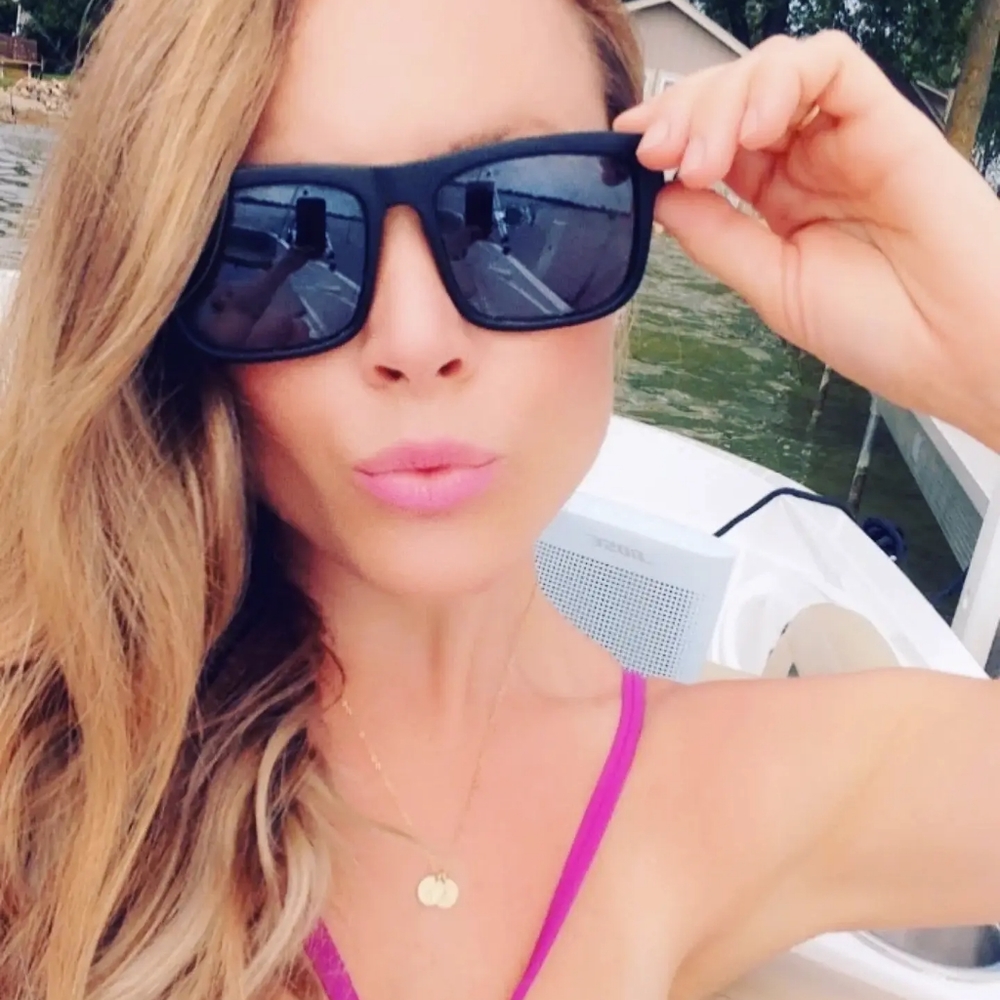 Meet your Posher, Courtney